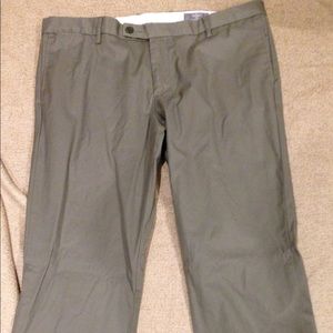 Men's khakis